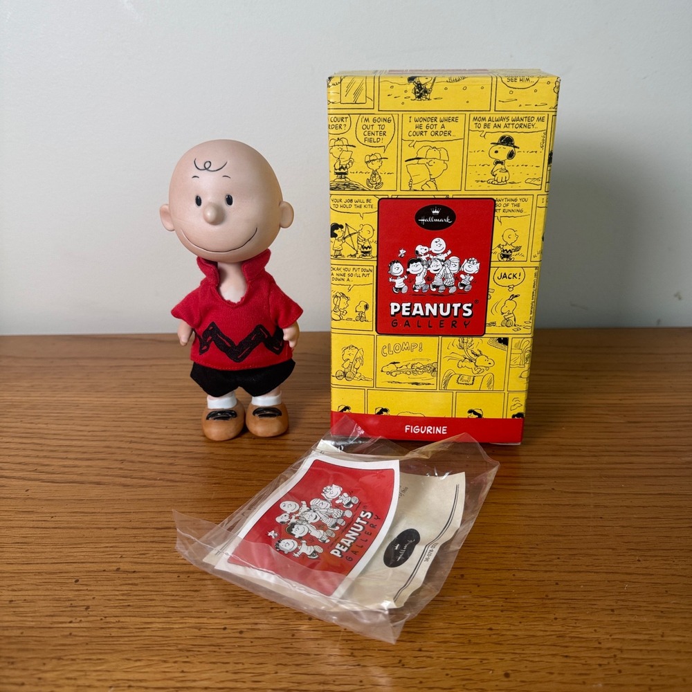 Hallmark‎ Peanuts Gallery Charlie Brown Limited Edition Figurine QPC4025 2000